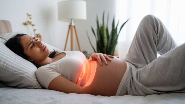How to Sleep with Rib Pain During Pregnancy