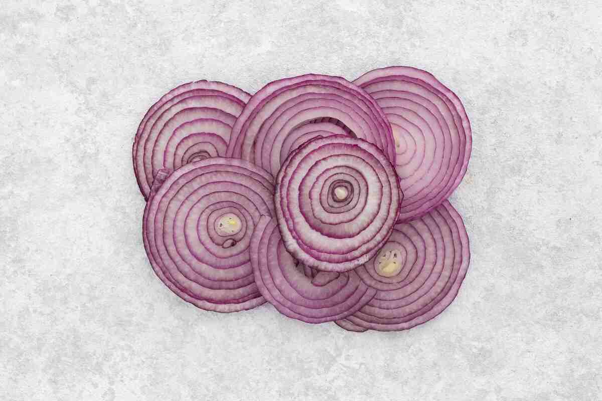 Raw Onion Slices